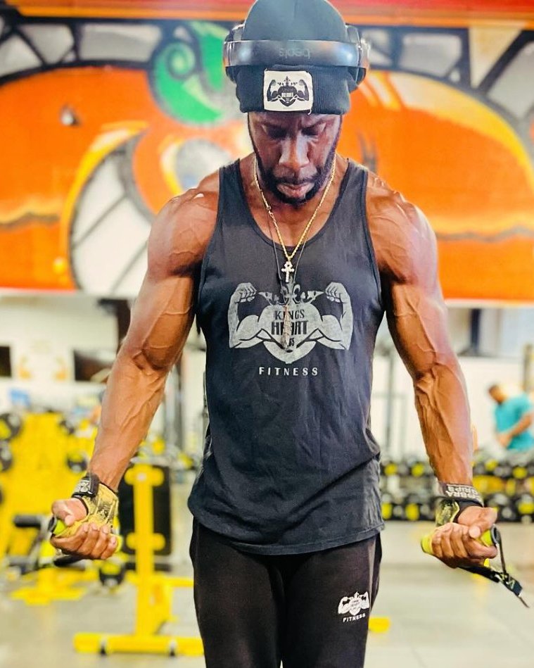 Woody, founder of KingsHeart365 Fitness, training in his Miami gym
